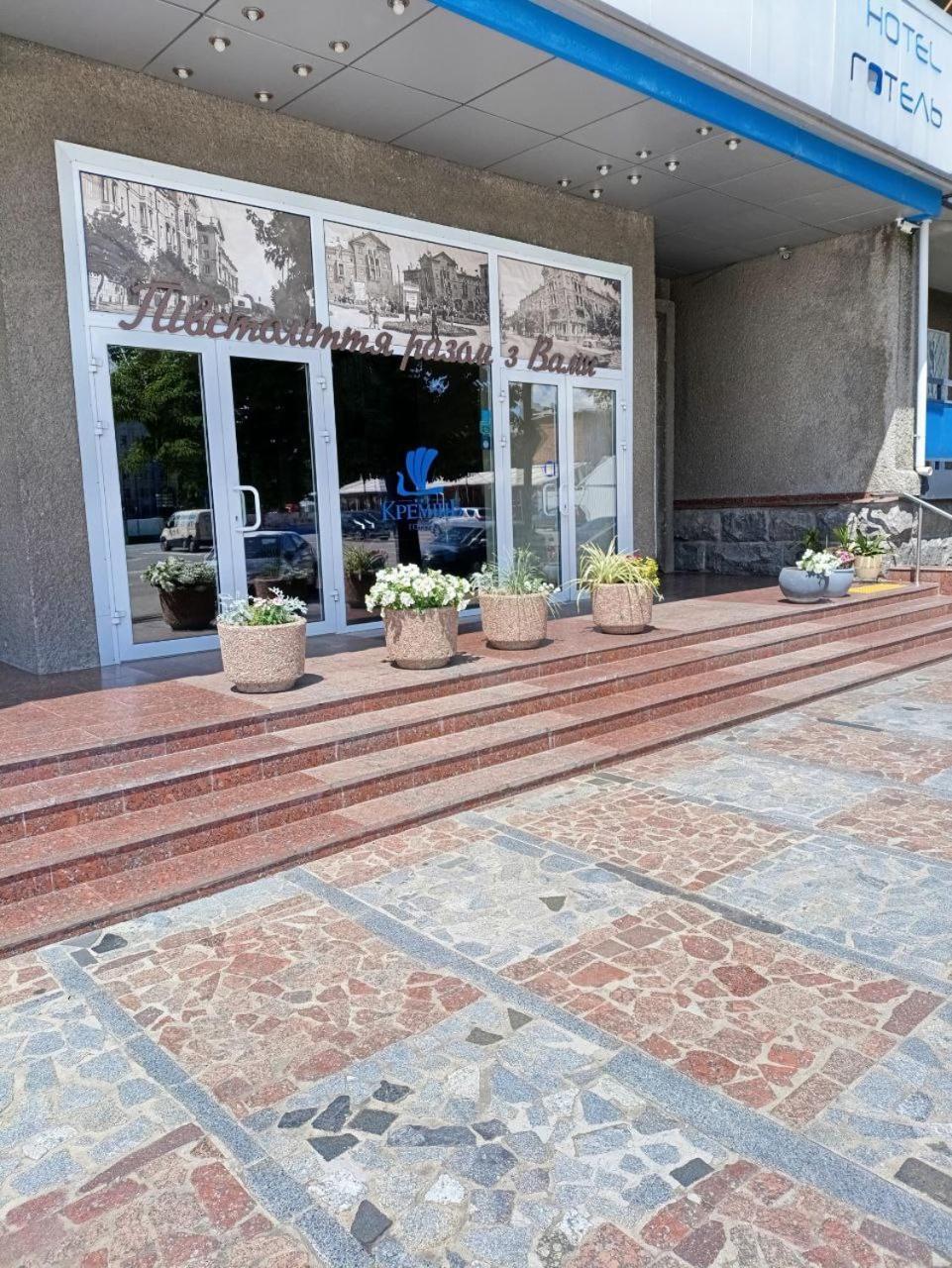 Kremin Hotel Kremencsuk Kültér fotó
